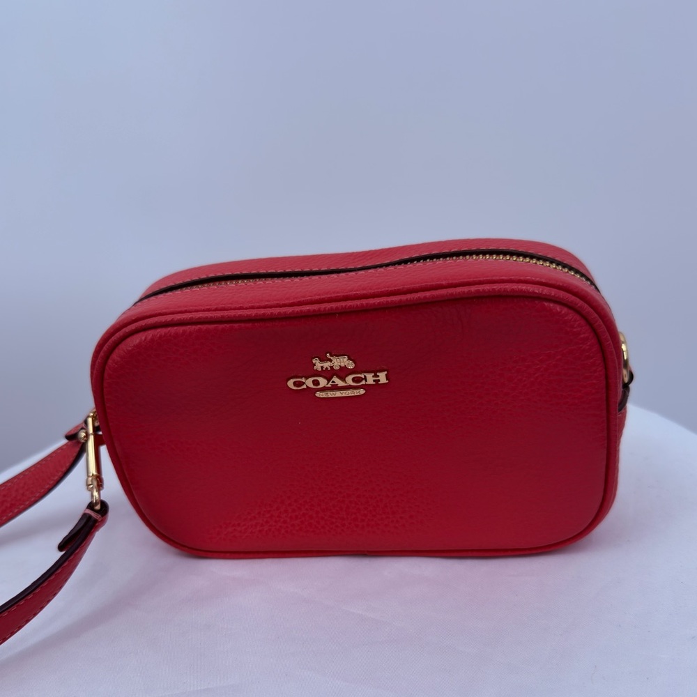 Coach Pink Pebbled Leather Wristlet Clutch Gold Hardware Like New - Picture 2 of 4